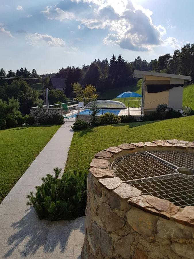 Apartments Za Grapo Церкно Экстерьер фото